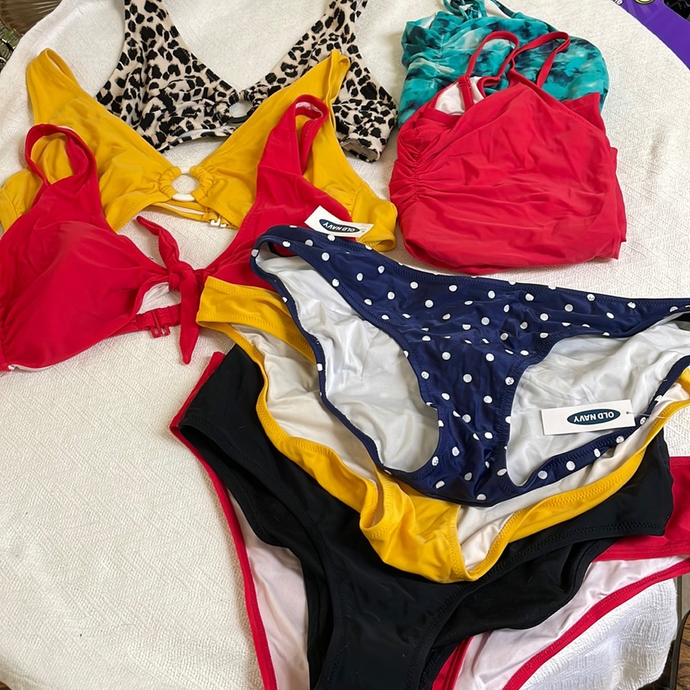 HUGE old navy Swimsuit bundle!! XL